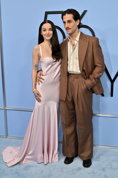 Clique para ver imagem em tamanho real
==============
maneskingallery_2814329.jpg maneskingallery_2814329.jpg