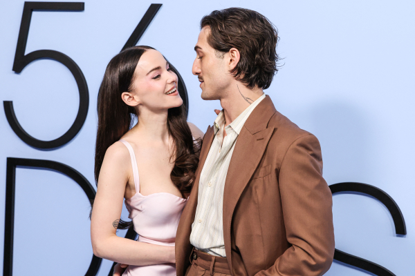 Clique para ver imagem em tamanho real
==============
maneskingallery_2817829.jpg maneskingallery_2817829.jpg