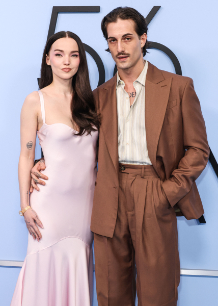 Clique para ver imagem em tamanho real
==============
maneskingallery_2819929.jpg maneskingallery_2819929.jpg