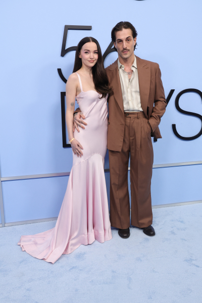 Clique para ver imagem em tamanho real
==============
maneskingallery_2826829.jpg maneskingallery_2826829.jpg