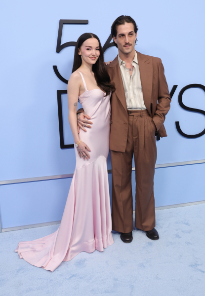 Clique para ver imagem em tamanho real
==============
maneskingallery_2837229.jpg maneskingallery_2837229.jpg